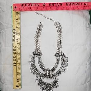Decorative necklace